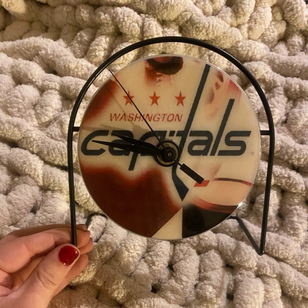 Washington capitals CD clock